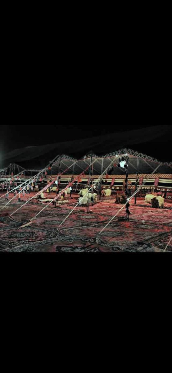 بنيت لك في الصدر بيتً مثومن
والحب له تقوى وللدين تقوى 

وانا مع الثنتين عاشق ومومن
اني على فرقاك والله،،، ماقوى

#شهاب