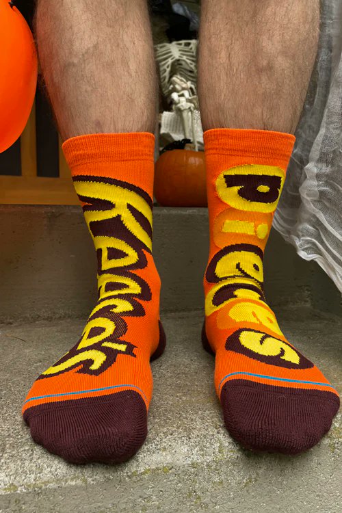 SockDreams's tweet photo. Someone say snack?
https://t.co/DRRa8Pj0HT
#candy #halloween #snacksocks #socks https://t.co/kTwPOAHDmp