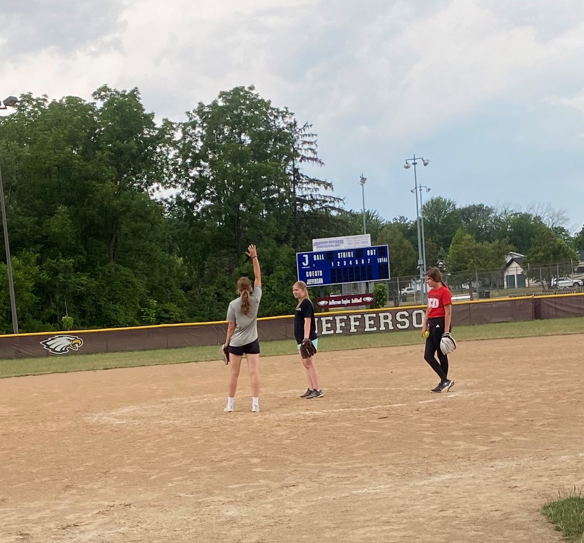 Back just in time from the Colorado Sparkler tournament to spend some time working with our Jefferson Youth Softball Program.  Today worked with pitchers and focused on mechanics. <a href="/GTSBBSB/">GTS</a> <a href="/CoachMorganG/">Morgan Gonzalez</a> <a href="/CoachBrousek/">Carly Brousek</a> <a href="/CoachLauraNorth/">Laura North</a> <a href="/CoachBrendaVolk/">Brenda Volk</a> <a href="/UMCrookstonSB/">Minnesota Crookston Softball</a>