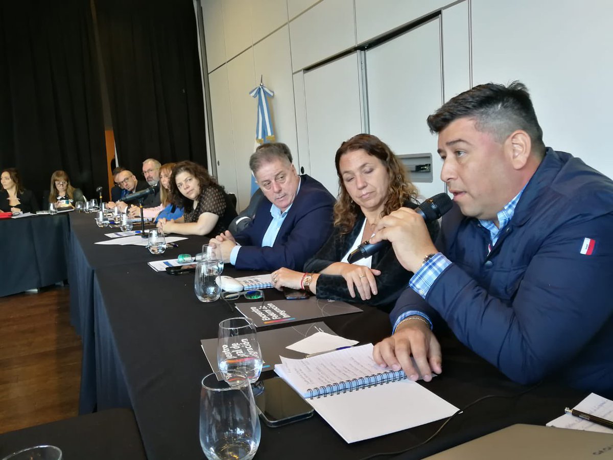 El Secretario de Salud Laboral de CGT, Cristian Jeronimo, estuvo hoy presente en el 𝐄𝐧𝐜𝐮𝐞𝐧𝐭𝐫𝐨 𝐅𝐞𝐝𝐞𝐫𝐚𝐥 𝐝𝐞 𝐈𝐧𝐭𝐞𝐠𝐫𝐚𝐜𝐢ó𝐧 𝐝𝐞𝐥 𝐒𝐢𝐬𝐭𝐞𝐦𝐚 𝐝𝐞 𝐒𝐚𝐥𝐮𝐝. 
Agradecemos la invitación a la ministra <a href="/carlavizzotti/">Carla Vizzotti</a> y al  @msalnacion