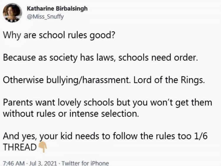 Louis 💙💛 tweet media