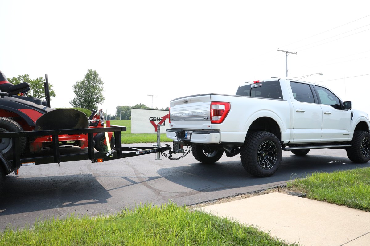 Torsion-Flex technology allows you to tow worry-free 😎😎 Check out the Boss ball mount from GEN-Y HITCH to ease your stress. @genyhitch #geny #genyhitch #ballmount #boss #torsionflex