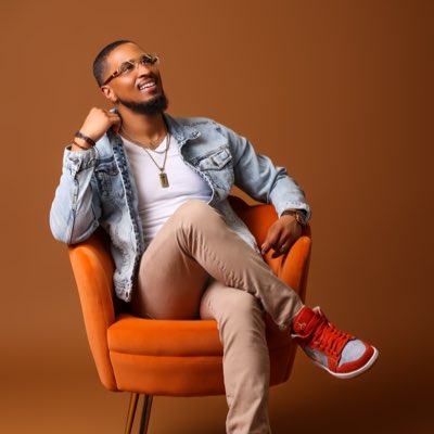 Lu Bennett tweet media