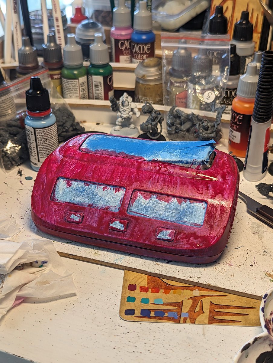 ASL_Miles's tweet image. Oh what did you do today Miles? Not much, just slap chopped a chess clock.

#WarhammerCommunity