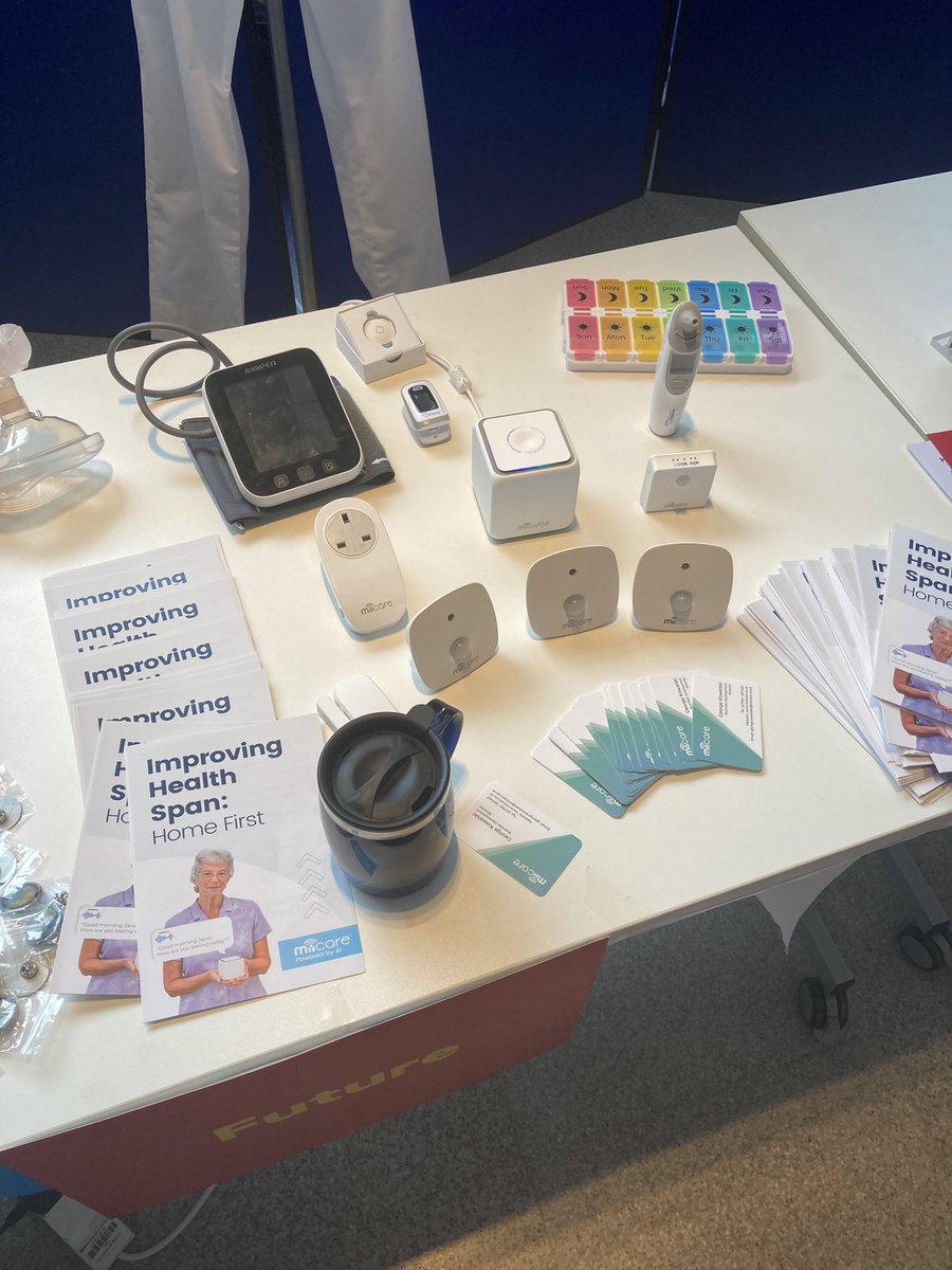LGreene68's tweet photo. What a wonderful time we had today @UoS_HealthSoc celebrating #NHS75 #bigtea thank you to everyone involved @MargaretRoweUoS @neilwithnell @naomi1806 @miiCAREuk @GKowalskiuk @VHalliwellOT @Patcook1035512 @SimTechLee https://t.co/Pp1LkiqCJ1