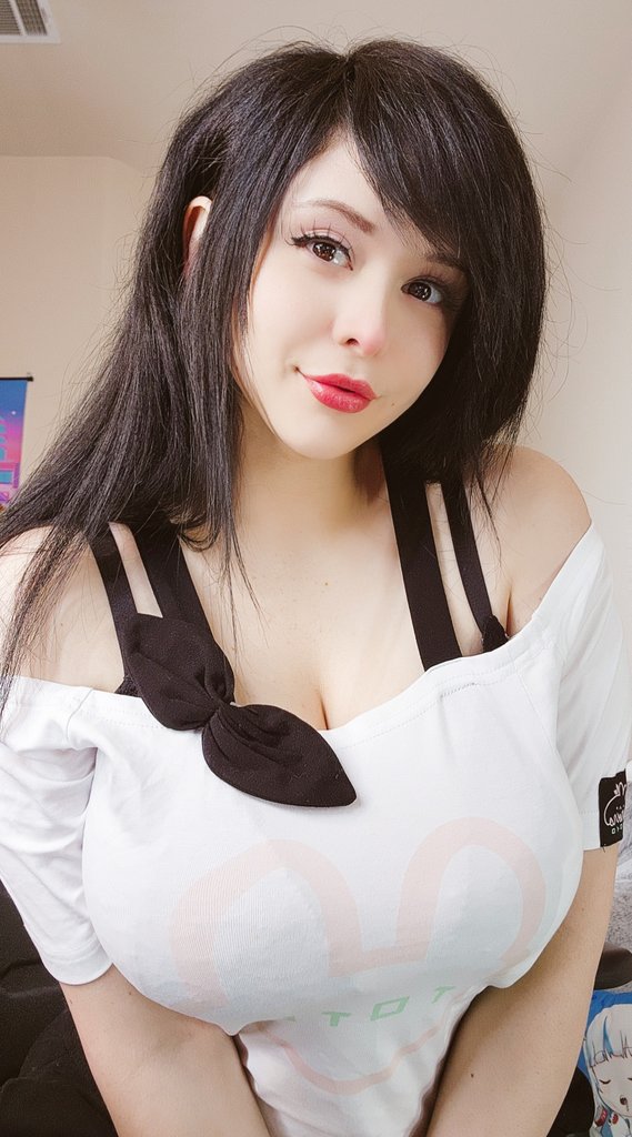 Pinku on Twitter "Anime Expo Story Time! And let's get cozy 3 https
