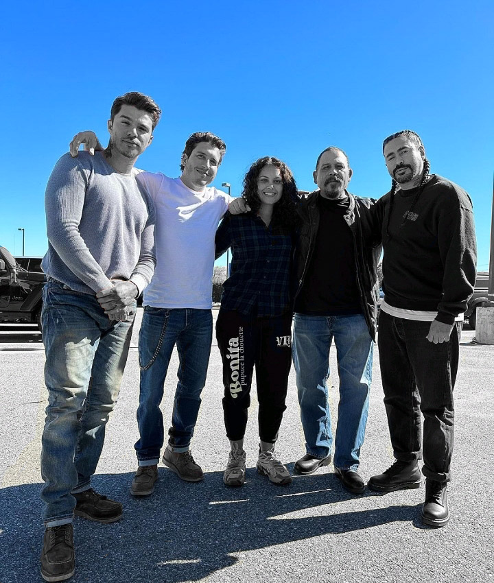 ChouettePupuce's tweet photo. #AndrewJacobs #AlexBarone #AndreaCortes #EmilioRivera #GinoVento
#Guero #Bottles #Sofia #MarcusAlvarez #NestorOceteva
#MayansFamily
The legend surrounded by the next generation.
#MayansFX #MayansMC
#Season5
#LastRide https://t.co/VyvvQ4pUam