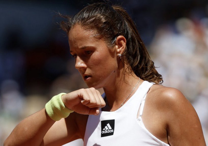 TheTennisLetter's tweet photo. Daria Kasatkina disagrees with Kyrgios on Saudi Arabia:

“Many issues concerning this country. It’s easier for men bc they feel pretty good there. We don’t feel the same way. As Nick Kyrgios said, he’d be so happy to go there for a big check. For me, money is not #1 priority…” https://t.co/66DRZwVbDU