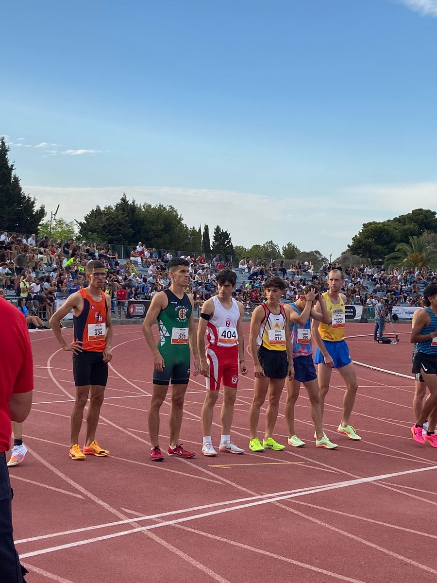 Miting Internacional de Barcelona @joanbrugomez 1500 mll PB 3'45'93 i  Miquel Sanchez 800 mll PB 1'51'31  
@ceu_atle