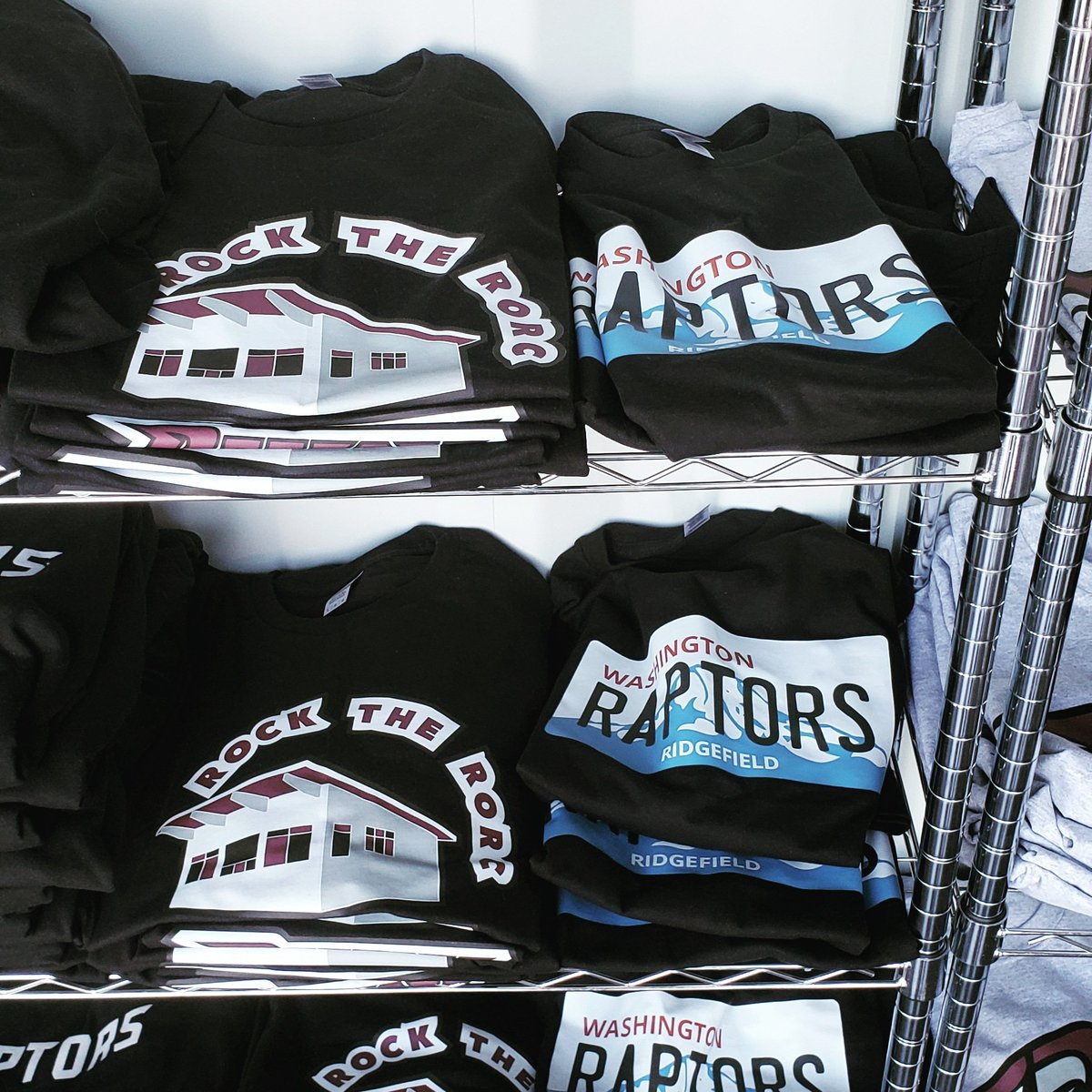 NavidadFonseca's tweet image. If you've ever dreamed of seeing your vision turn into reality, make that dream come to life.
•
#FreelanceGraphicDesigner #BaseballApparel #RidgefieldRaptors #RockTheRORC