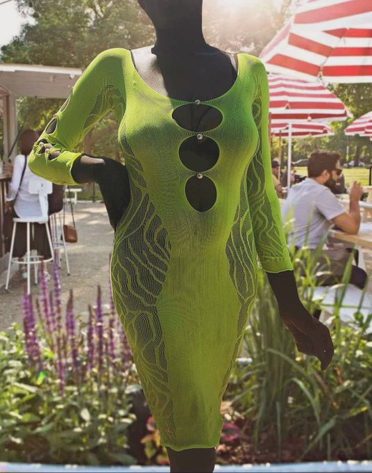 Idc if I&rsquo;m not a luxury companion I&rsquo;m manifesting a generous client with a Yacht! 🛥️ https://t.co/yk