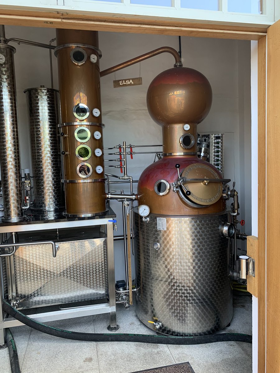 Dandering around an orchard in Guernsey when I bumped into Elsa. She distills fermented apple juice into apple brandy at the Rocquette Cider farm in the beautiful Fauxquets Valley. She looks kinda familiar, don’t ya think? Great tour and tasting folks!