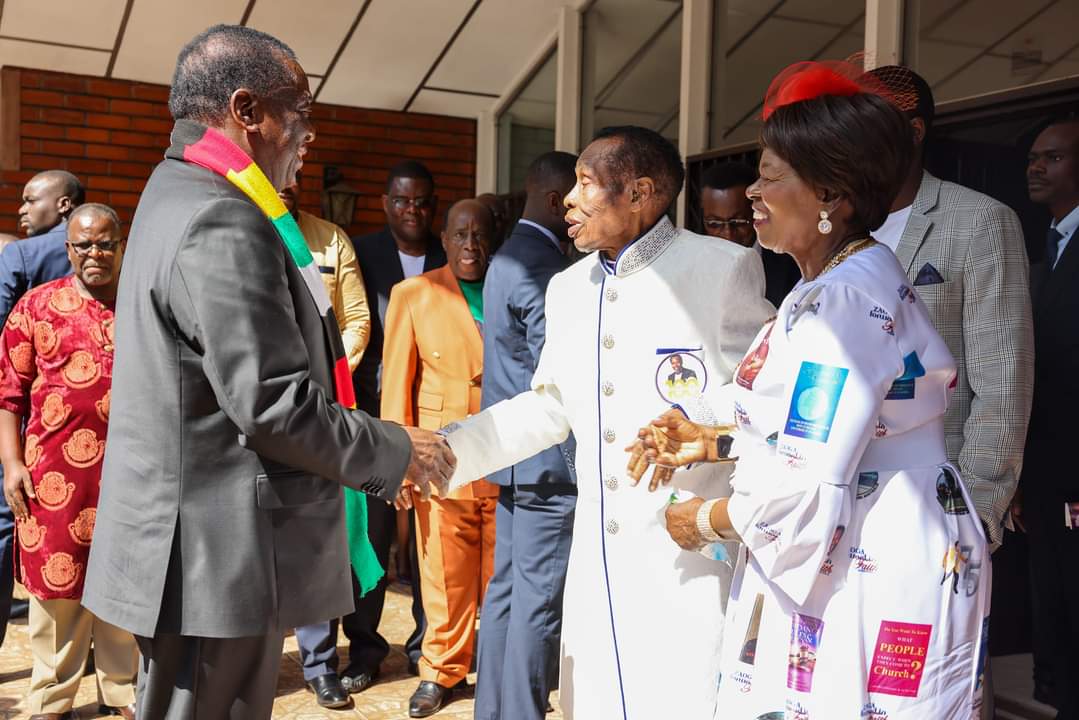 NobertMoyo3's tweet photo. We celebrate a life well and worth lived. Rest in Power General Archbishop Professor Founder Ezekiel Guti
#ZaogaFif #RIP #Legends https://t.co/wPZOkFJ7uZ