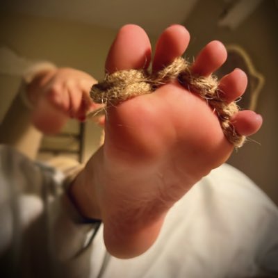 YumFeet05's tweet photo. #NewProfilePic https://t.co/E7ybMoPRqN