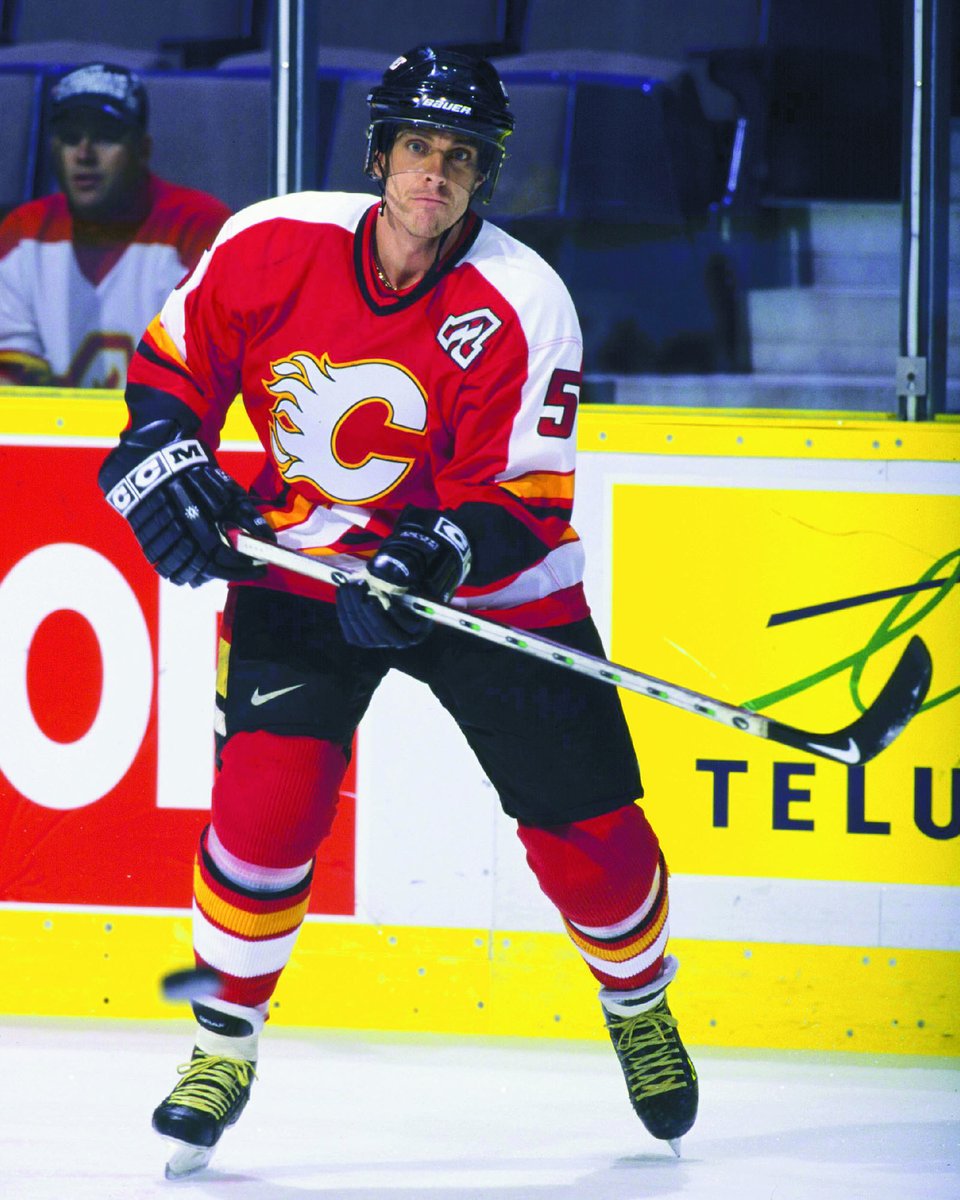 AlumniFlames's tweet photo. Time for some Tommy Albelin #FlamesFlashbackFriday facts!
The Swede played 339 of his 952 #NHL games with the #Flames, putting up 71 points! The defenceman's highest single-season total in Calgary came in 2000-01 when he had 20 points in 77 games! https://t.co/MWcXjIKRRE