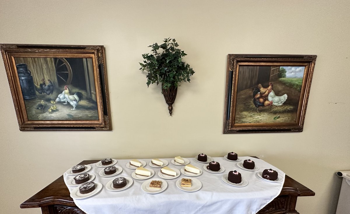 SpringhurstHC's tweet image. This is how our Villa family members prepare for their Father's Day dinner - They show up, enjoy a delicious brunch, and have fun! No shopping, cooking, or cleaning! 
#SpringhurstVillaLife