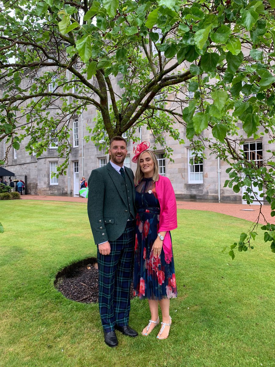 Had a fantastic day at Hollyrood Palace yesterday at the garden party celebrating my Coronation Champion award. It rained all day but it didn’t dampen our spirits! Thanks for the nomination and recognition @BDA_Dietitians @BDAWOSBranch @RoyalVolService 🏴󠁧󠁢󠁳󠁣󠁴󠁿🥰 #CoronationChampion