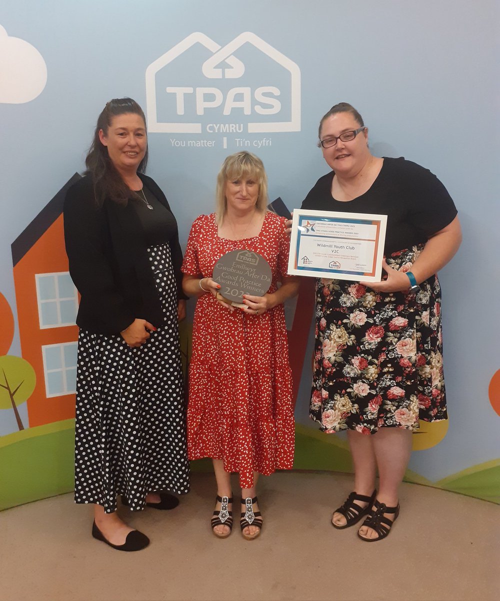 ValleysToCoast's tweet photo. Congratulations, Debbie &amp; Sarah, the amazing volunteers at Wildmill Youth Club, for winning the 'Judges Special Recognition Award' at #TPAScymruAwards! 🎉 Your dedication to empowering young minds is inspiring. Keep shining bright! 🌟 #CommunityHeroes https://t.co/LA1TuhEJER