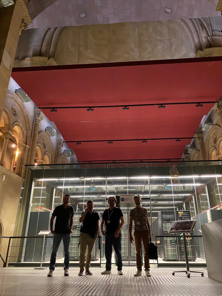 CordelierPierre's tweet image. Summer school on medicines 13 faculty, super hero style, today at Barcelona supercomputing center. Amazing visit !