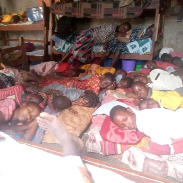 Hello our beloved sponsors, donars, supporters, friends and wellwishers of New Hope Vulnerable Centre Uganda. We kindly asking for food support please we are really down we request more of your support God will bless you again and again in Jesus Name 🙏🙏