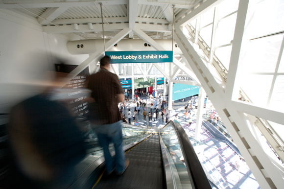allgames's tweet photo. The LA Convention Center was a beautiful venue... #E32005 https://t.co/CVROOhHkgF