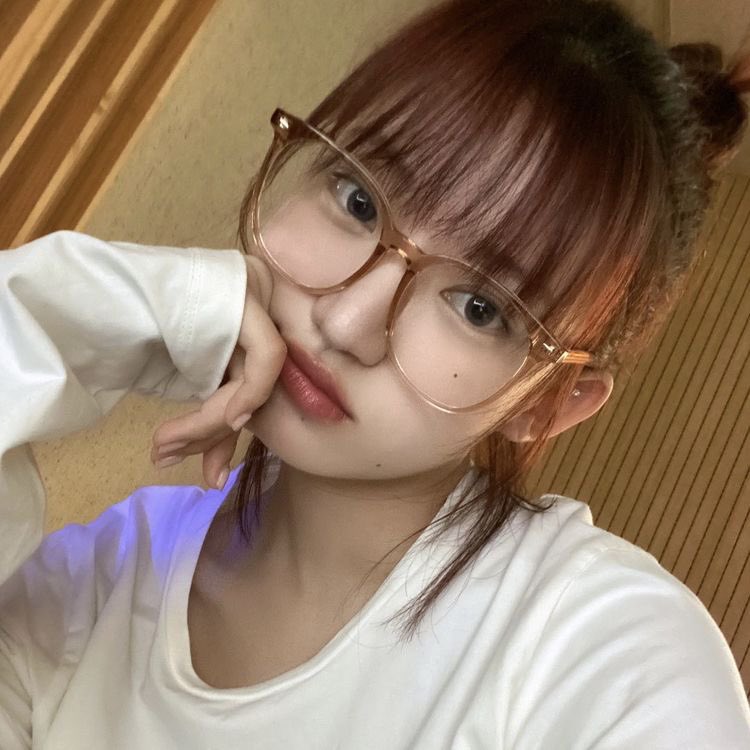 looking for moots
new to #kpoptwt 

i ult mimiirose itzy billlie purki aespa and izone  

yoshi solo stan <3
