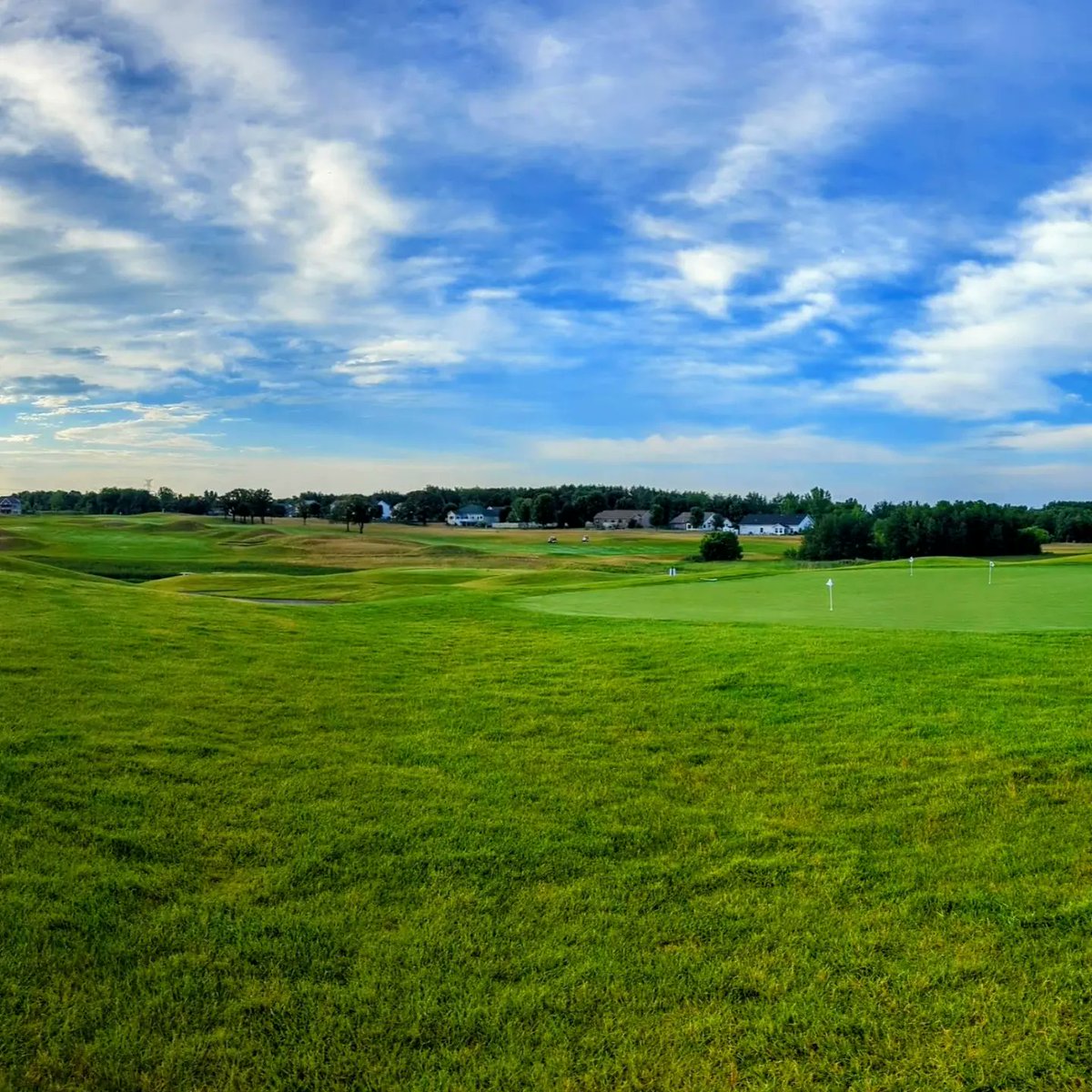 MNGolfcritic's tweet photo. Beautiful 4th of July morning @TerritoryGC . https://t.co/Ja8OrDUQFu