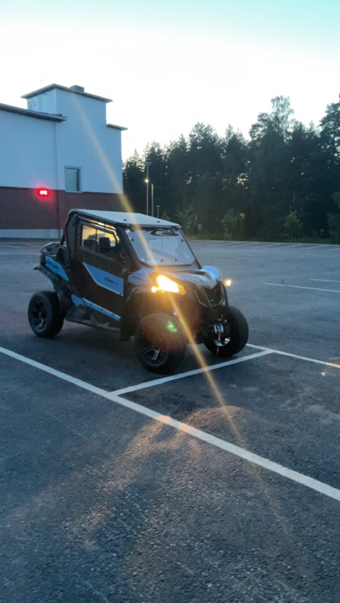 f1vetsku's tweet photo. ✌️ #canam https://t.co/QCRFfA9w2a