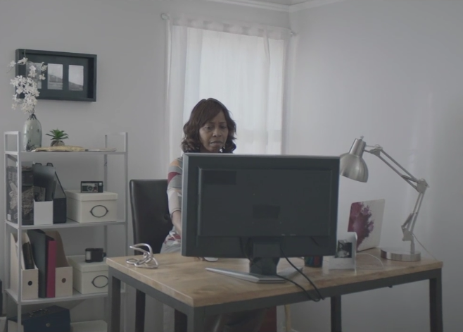 ReelWomensNetw1's tweet photo. #ShortFilm
A mother makes a shocking discovery when she’s left to pack up her daughter’s house after a tragic car accident.
Cast: #BreaGrant #BenitaKristaNall #VirticBrown Written & directed by #LagueriaDavis.
#LightInDarkPlaces #Drama #LGBTQ+ #Streaming https://t.co/xCZCJBKRVa