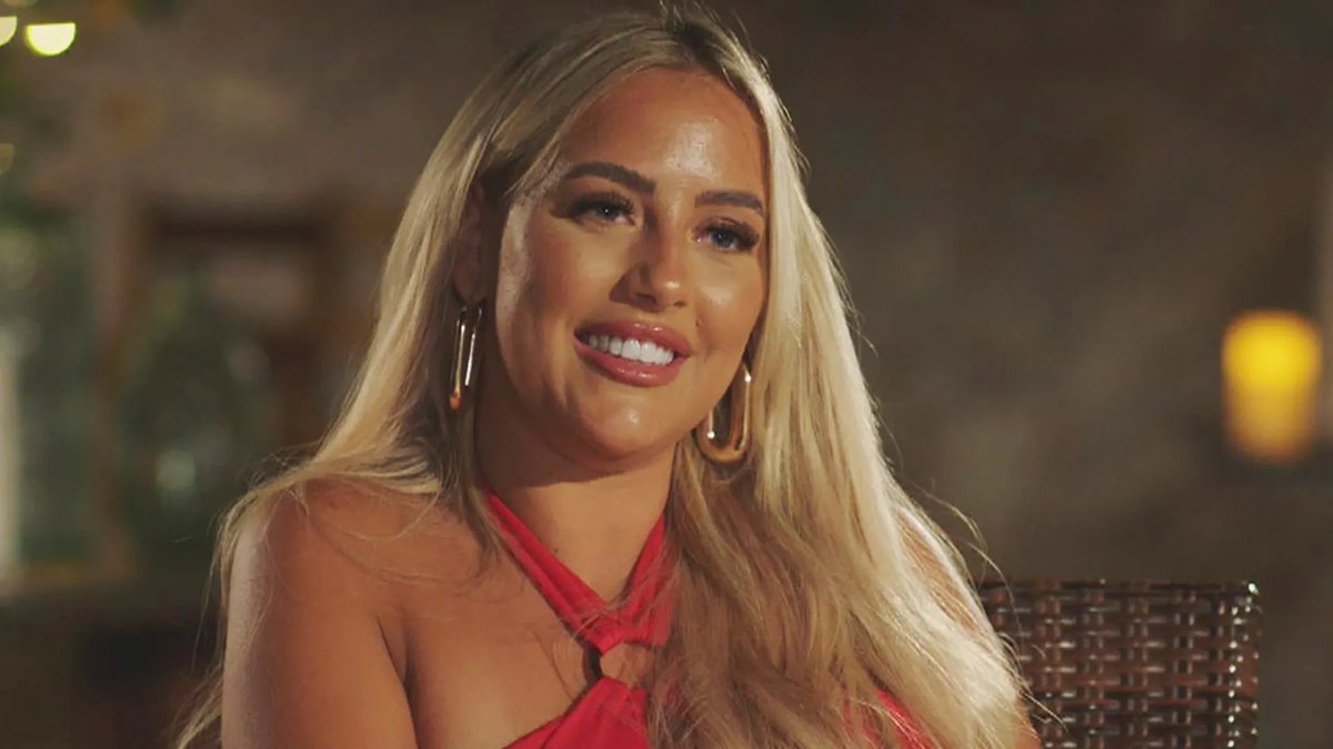 leannafunky's tweet photo. Jess, the nations sweetheart, god love her 🥹😭 #LoveIsland https://t.co/n7LeKLmXqY