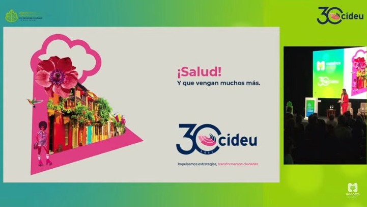 Rosa Arlene María, Directora Ejecutiva del <a href="/CIDEU/">CIDEU</a> celebra los 30 años de la red de ciudades en el marco del #CongresoCIDEU en la <a href="/ciudaddemendoza/">Ciudad de Mendoza</a>