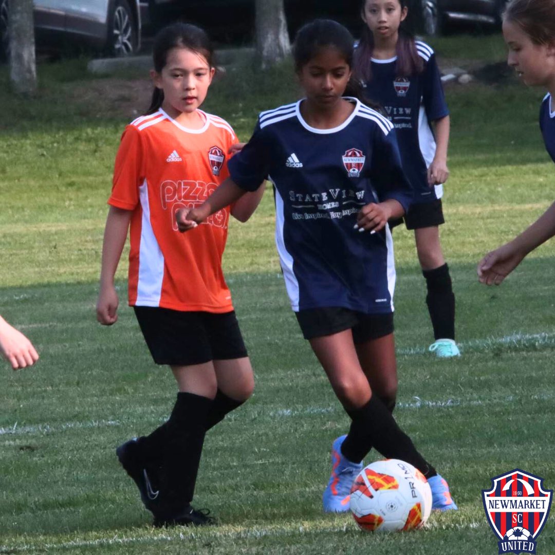 Take a look at our Girls U10/11 and U14-16 recreational teams😎📸⚽️