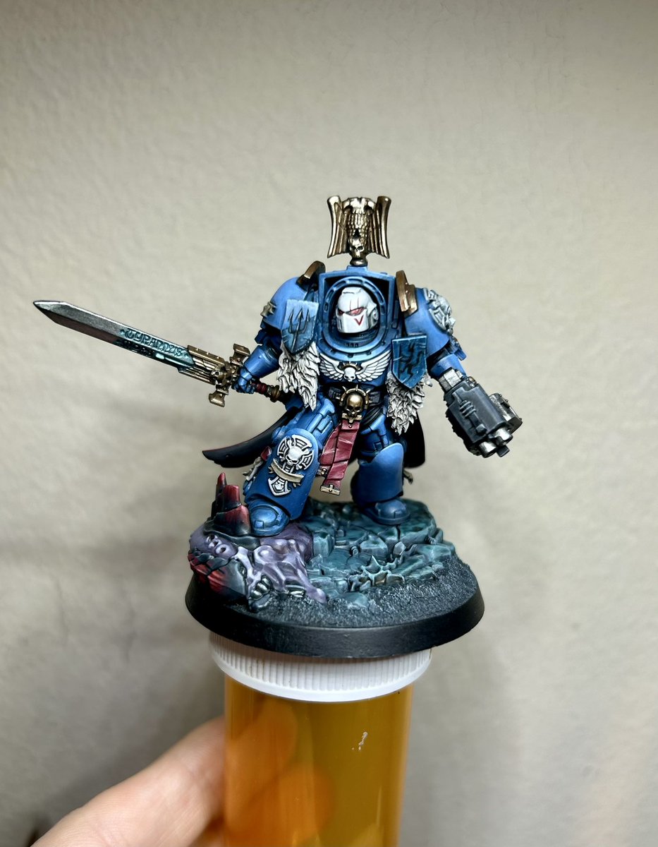 Wolfparable's tweet photo. Freehand isn’t very good but hey I tried dang it 
Anywho probably calling this fellow good enough here 

#WarhammerCommunity 
#warhammer40k https://t.co/M54T1uC5HQ