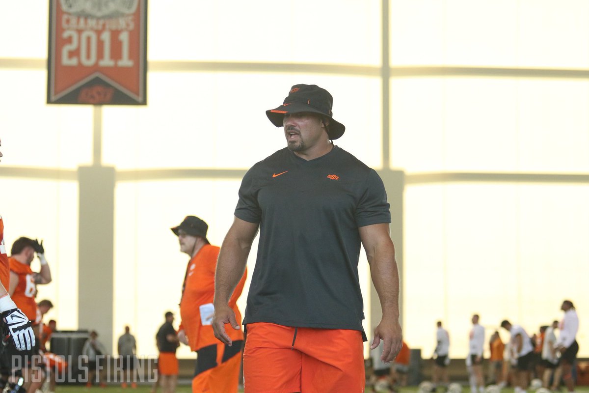 Pistols Firing tweet media