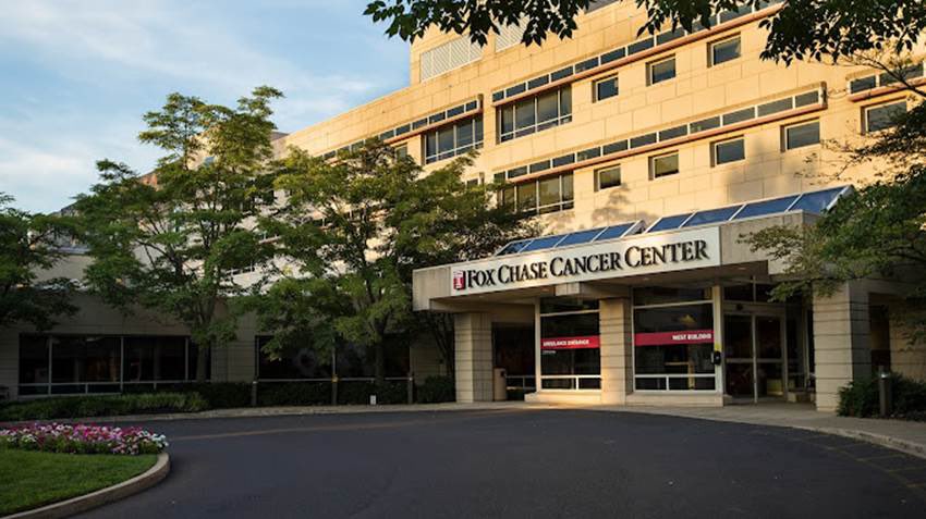 .@FoxChaseCancer Center is looking for Masters and PhD level statisticians - An excellent and amazing opportunity to grow an academic career! If interested please contact judie.devlin@fccc.edu . #statistician #academics #opportunity #prestige #CancerResearch #cancercare