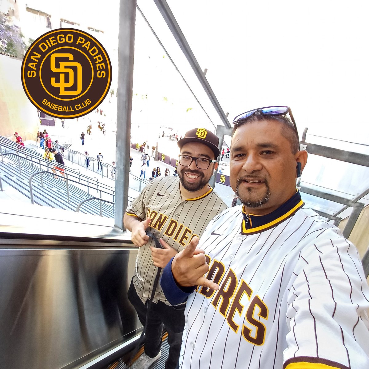 #BringTheGold    
#LestgoPadres