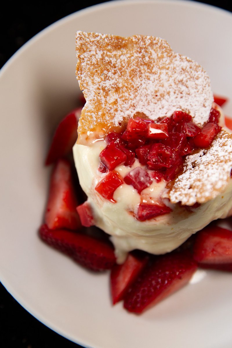 blackpearla2's tweet photo. Your favorite dessert has a new look! Strawberry angelfood cake with macerated strawberries, lemon custard, angelfood cake, and ginger tuile. Share it with your table or order one all for yourself! #annarbor https://t.co/abjvTpHoc1