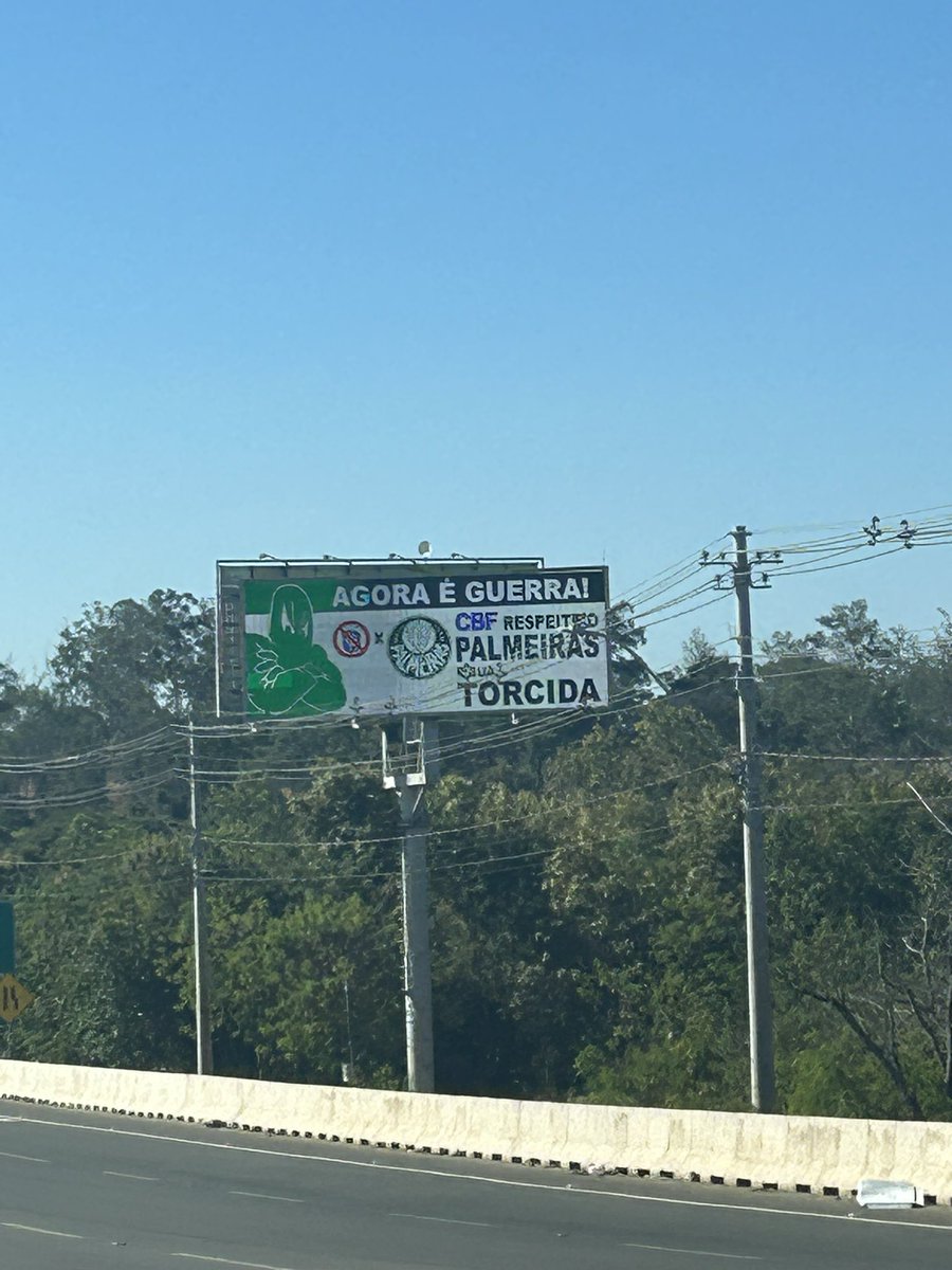 poderosotimao's tweet image. Outdoor em Brasília @sportv @TanaAreaSportv