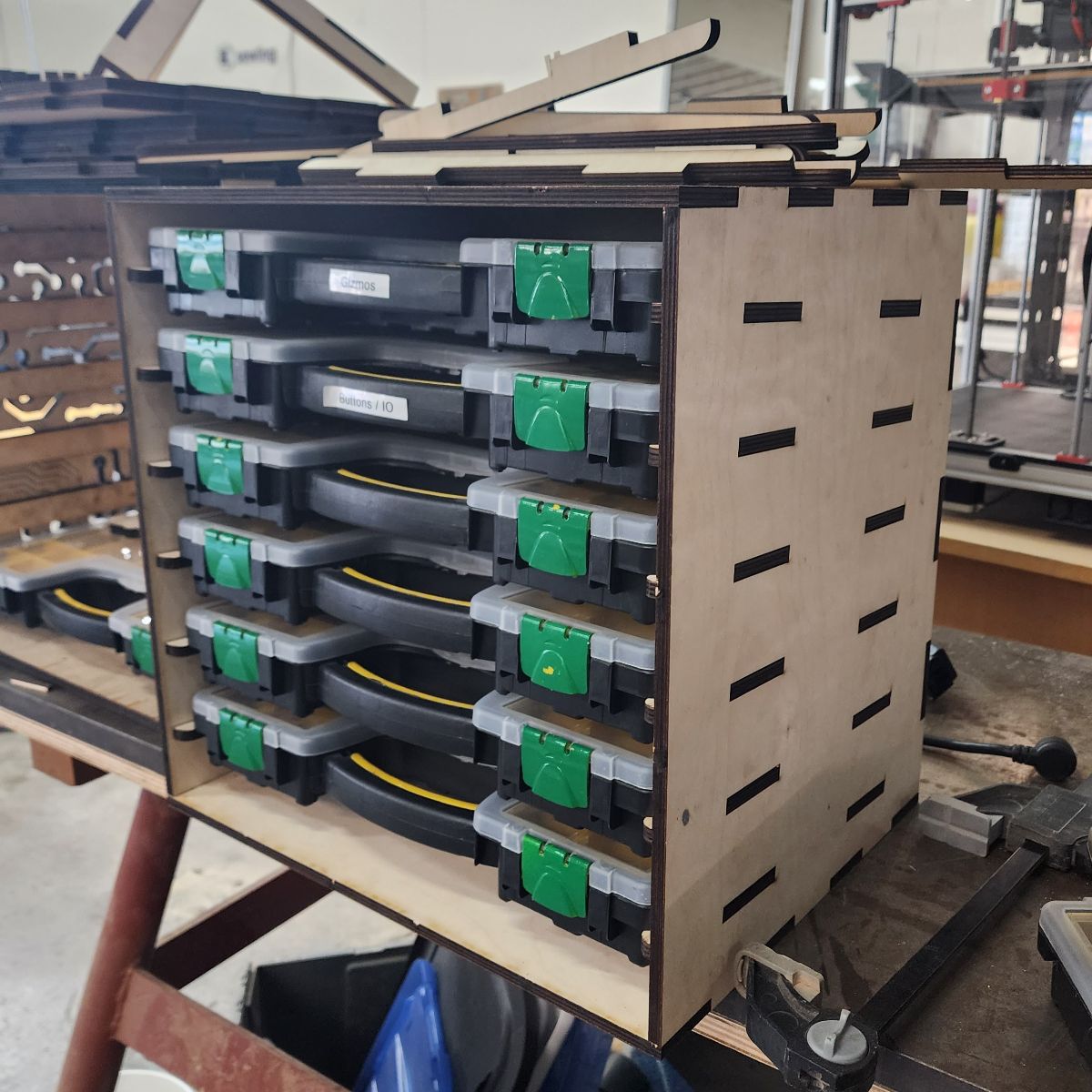 Seattle Makers tweet media