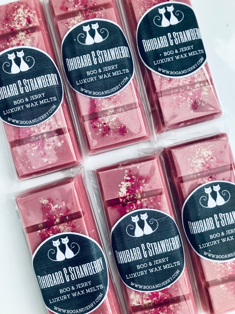 Rhubarb & Strawberry with its super lush summer fruits scent is now back in stock

Grab yours right now for only £1.99

https://t.co/BAyvyGWxG2

#summer #handmade #waxmelts #rhubarb #strawberry #Wimbeldon #trending #twitter https://t.co/UTlj1uSwjH