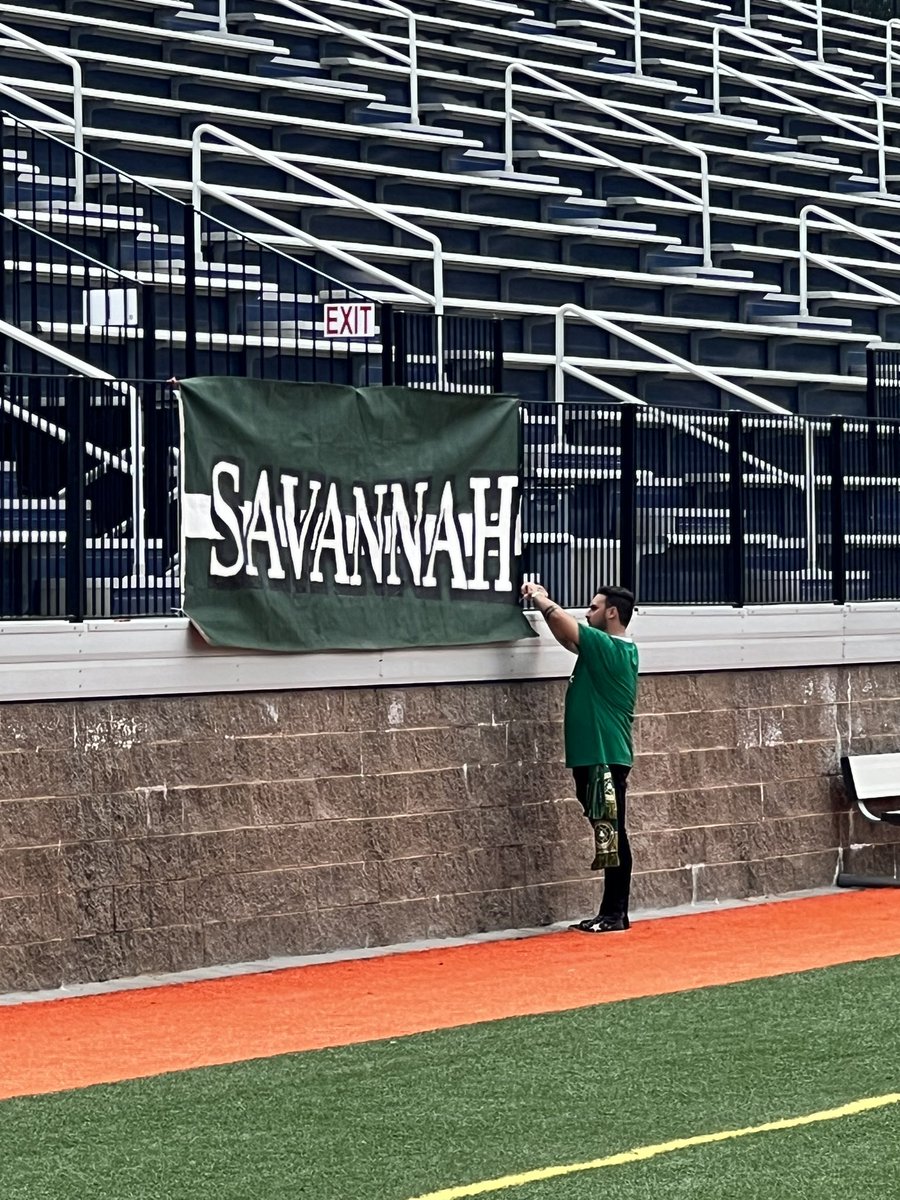 FirstCity2015's tweet image. New sign made by yours truly, big sexy ultras!💚🤍