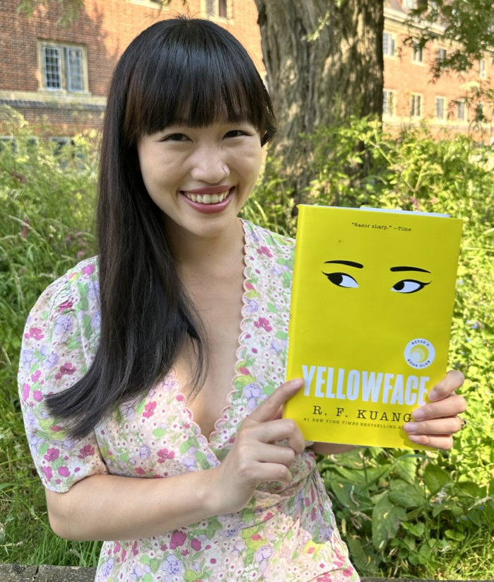 YELLOWFACE by @kuangrf is @ReesesBookClub's July Pick!!! 💛💛💛 Congrats Rebecca! Check out Rebecca's letter to readers about why she wrote this unputdownable novel below: reesesbookclub.com/article/what-d…