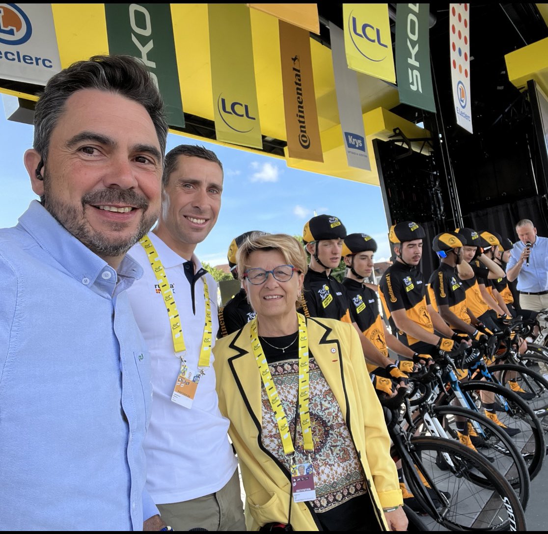 Heureux de retrouver <a href="/josypoueyto/">Josy Poueyto</a> et <a href="/LadagnousMatth/">Ladagnous Matthieu</a> sur le podium du <a href="/LeTour/">Tour de France™</a> à <a href="/Ville_Pau/">Pau, Capitale Humaine</a>