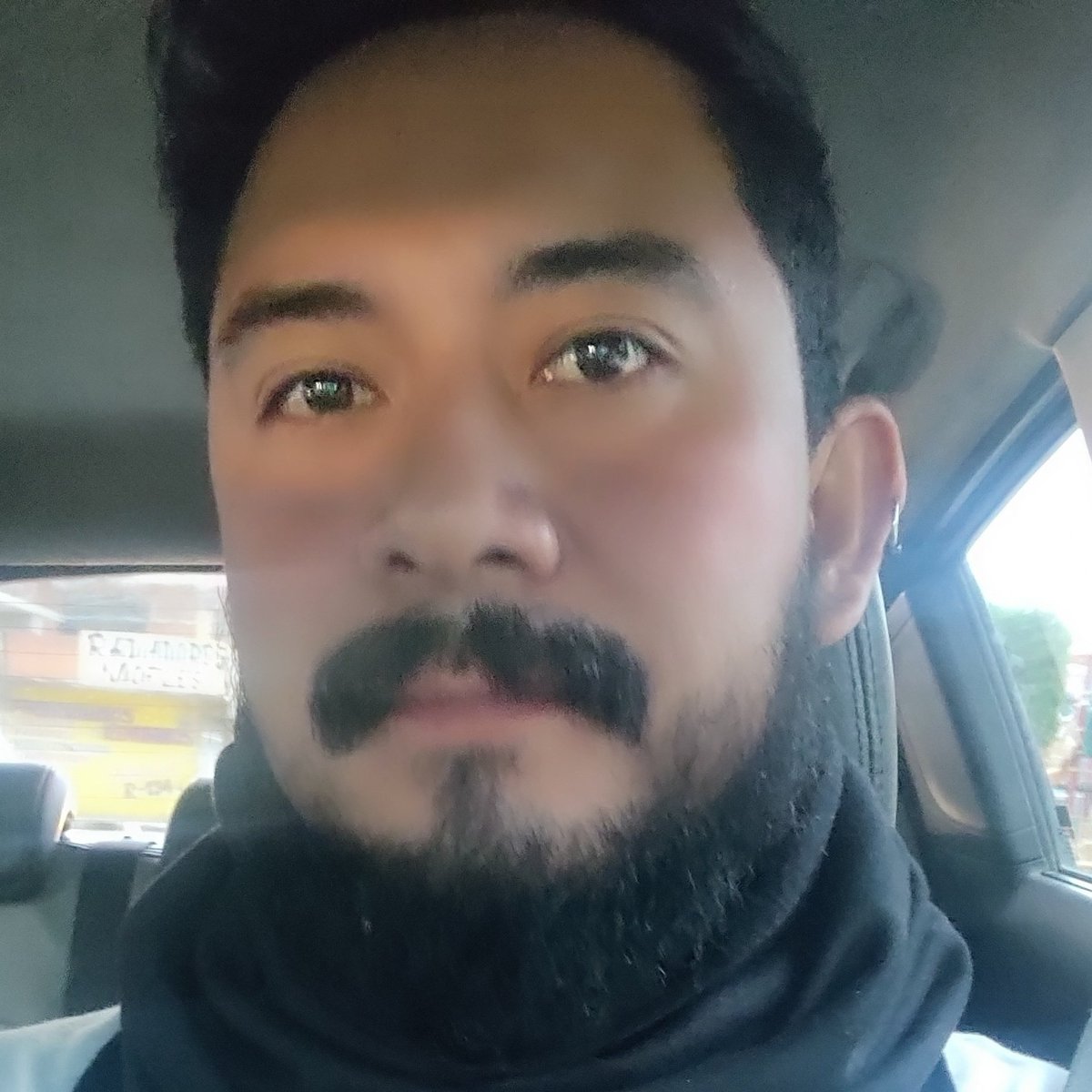 tHetarIM's tweet photo. #NuevaFotoDePerfil https://t.co/ZN2hw71Vav