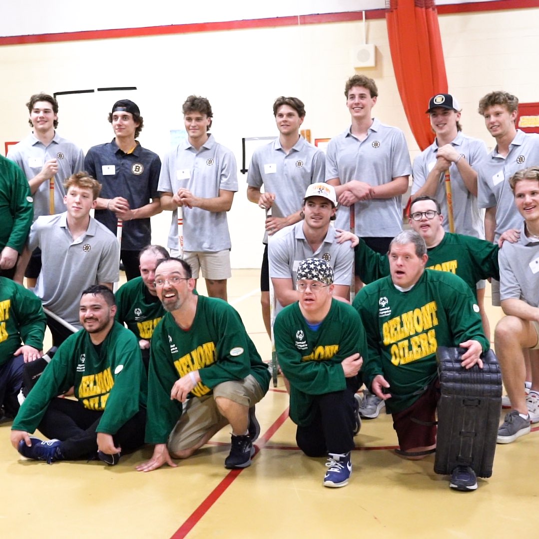 NHLBruins's tweet photo. Community day was a success at #BruinsDevCamp! The prospects enjoyed volunteering with @Gr8BosFoodBank , @SpauldingRehab and the S.P.O.R.T Floor Hockey team 👏 https://t.co/kf8AEzkIUE