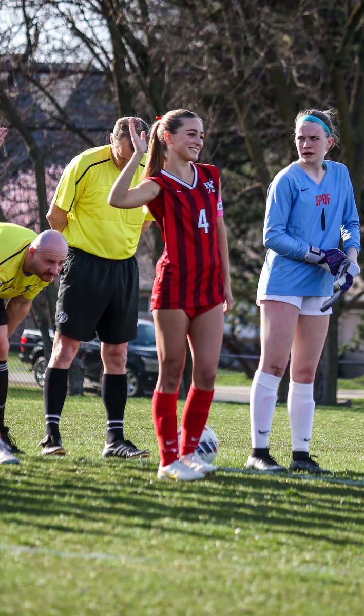 cknotts_10's tweet photo. Thank you to HCHS Girls Soccer for an incredible final season. Honored to be named IHSA All-Sectional and awarded the Julie K. Heidecke Tribute Scholarship. Will forever be grateful for my time with the program and looking forward to see what @HC_GirlsSoccer will accomplish soon! https://t.co/krbB8PVmAo