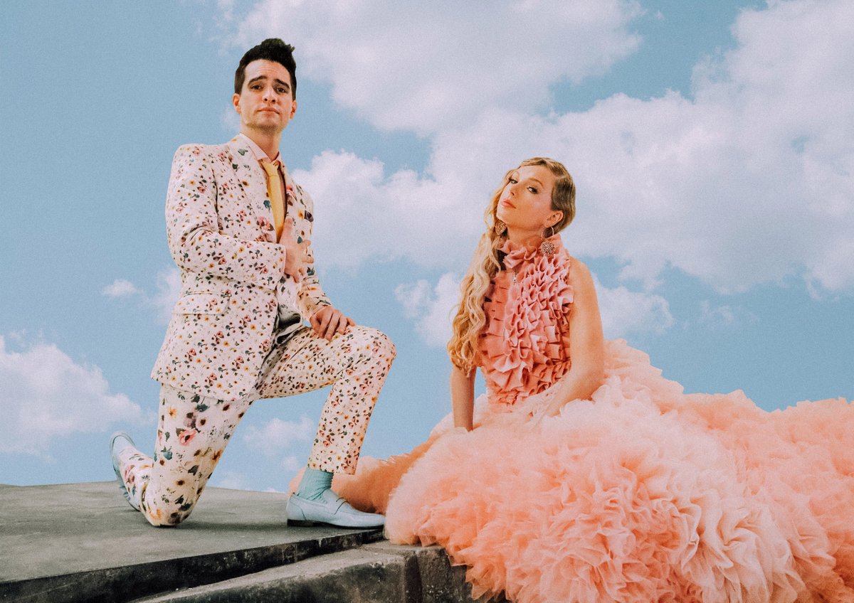 chartdata's tweet photo. "Style" now ranks among @taylorswift13's top 10 most streamed songs on Spotify, surpassing "ME!". https://t.co/Pwwx2nrroI