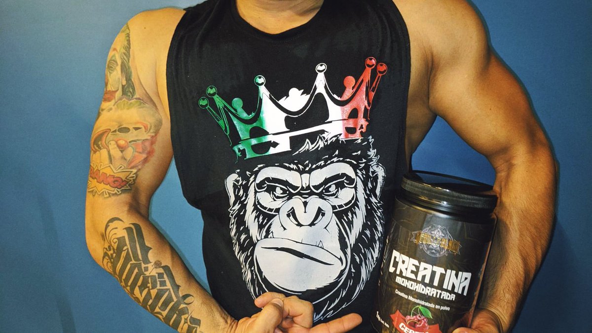 MichArellano01's tweet photo. Probando la Creatina de Gorilla Nutrition 🇲🇽 

#fypシ #creatina #suplemento #gorillanutrition #viral #foryou #gym #gimnasio #ejercicio #fyp #micharellano #dasek #muscle https://t.co/zEvENMyc34