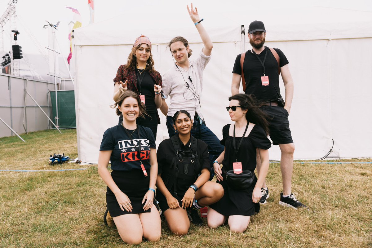 Give it up for the <a href="/lovesupremefest/">Love Supreme</a> photo cru and all the women in this pic ❤️‍🔥❤️‍🔥❤️‍🔥