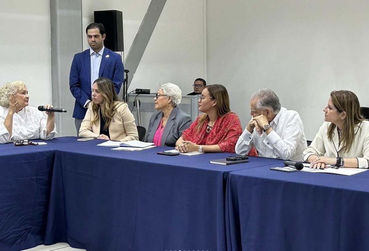fondomarena's tweet photo. Fue realizada la Asamblea Extraordinaria del Consejo Directivo de Fondo MARENA en el Ministerio de Medio Ambiente y Recursos Naturales. La finalidad fue la presentación y solicitud de aprobación de un acuerdo de asociación entre Fondo MARENA y Blue Nature Alliance (BNA). https://t.co/l2DxmIkKPp